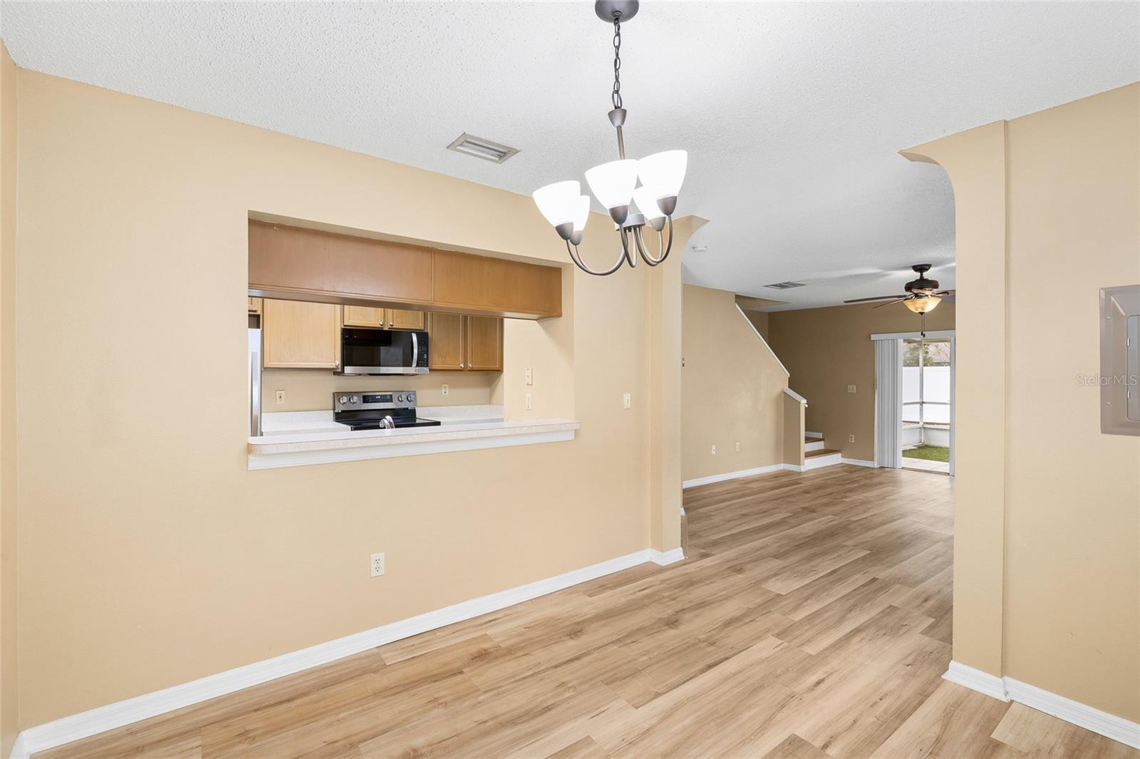 THE TWNHMS AT KENSINGTON PH - Residential