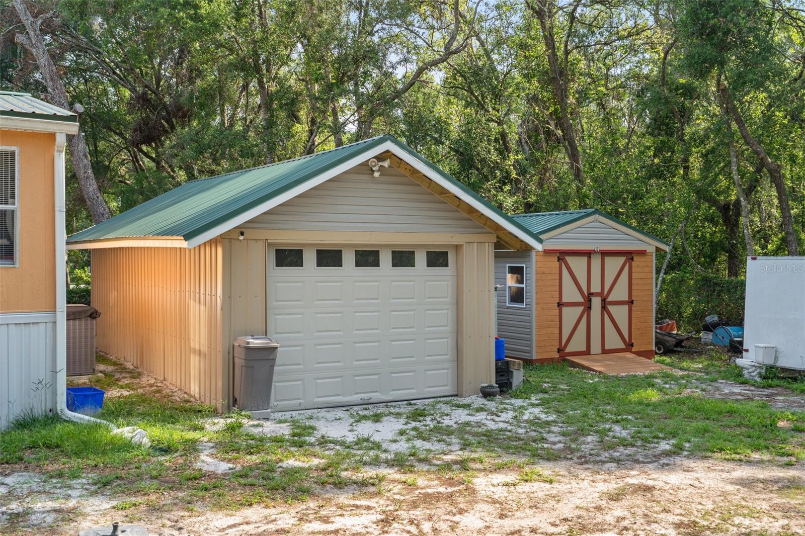 CROOM A COOCHEE ESTATES - Residential