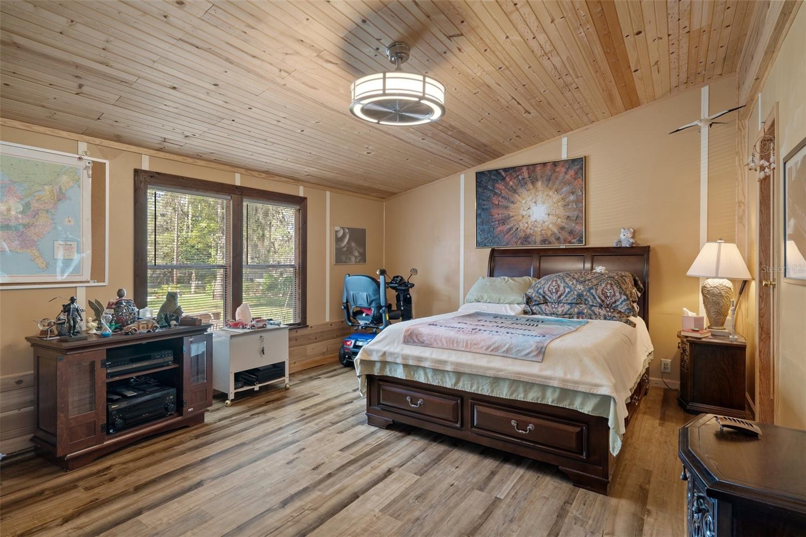 CROOM A COOCHEE ESTATES - Residential