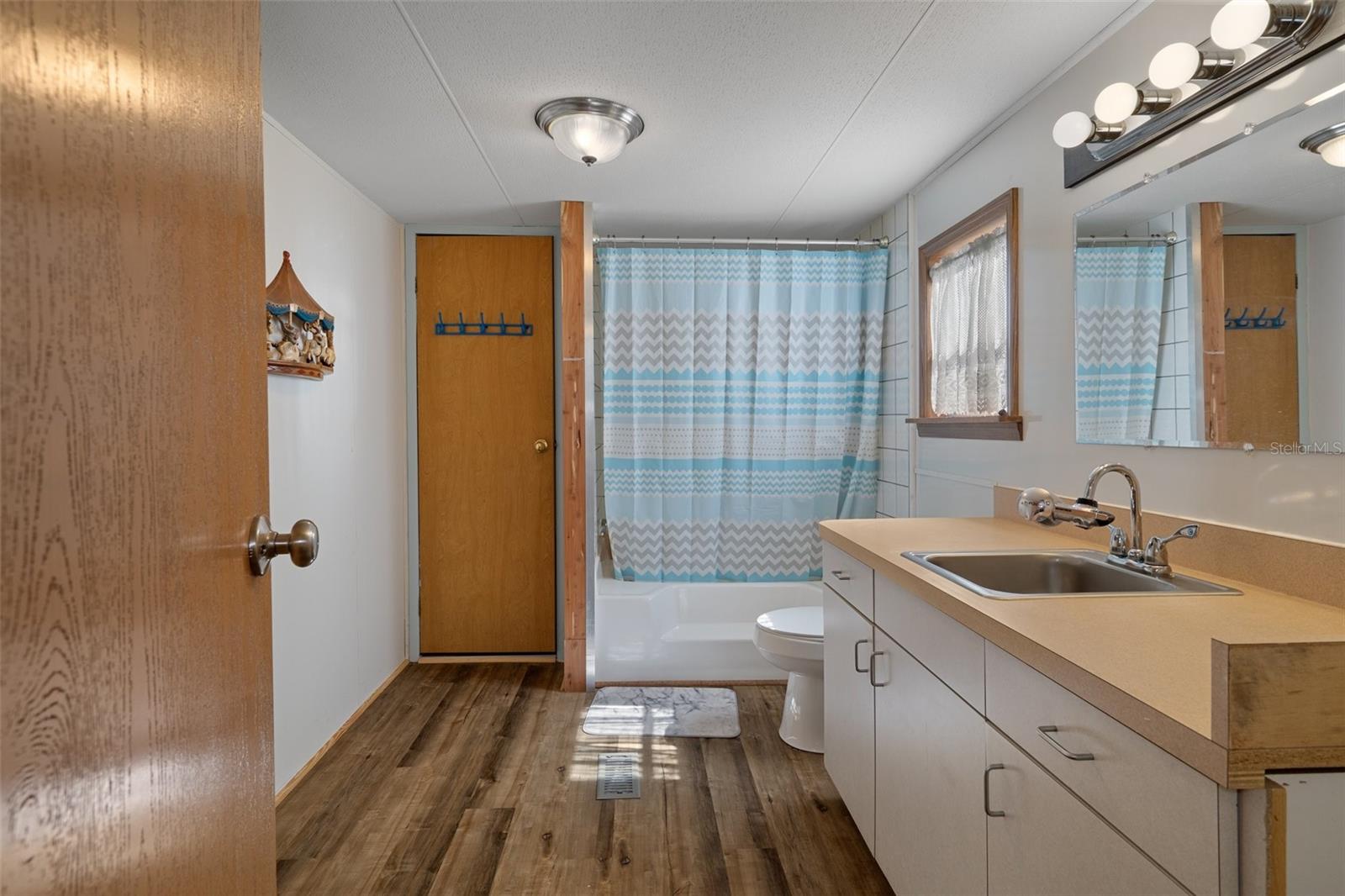 CROOM A COOCHEE ESTATES - Residential