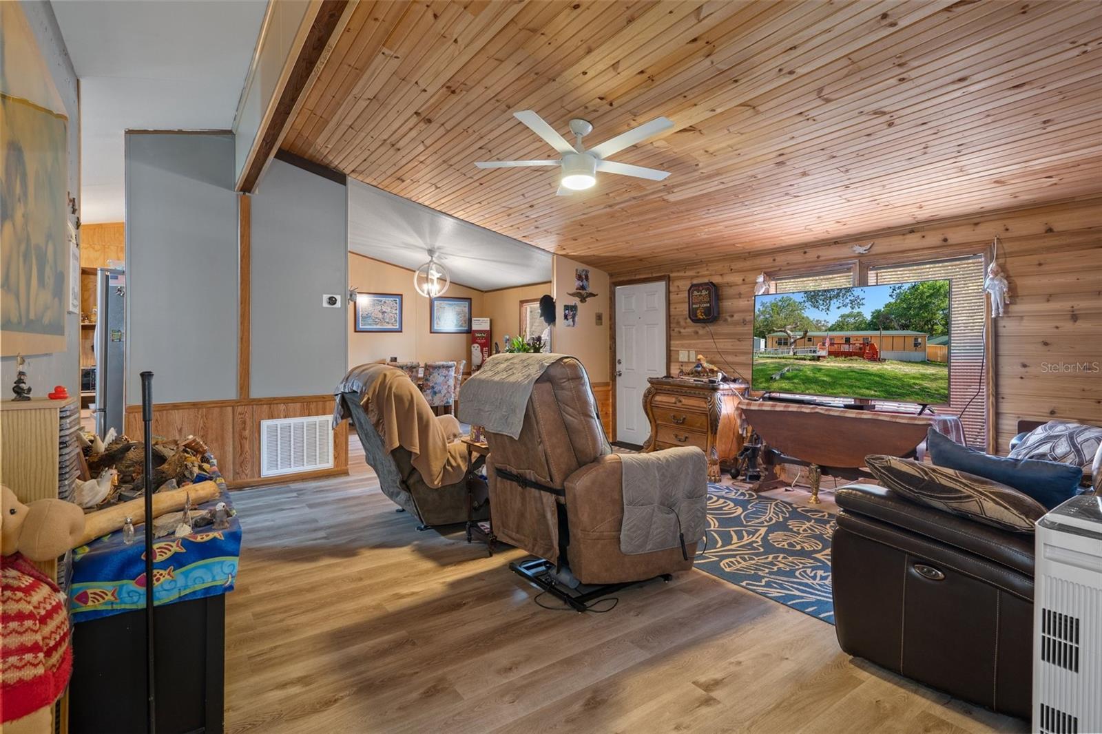 CROOM A COOCHEE ESTATES - Residential