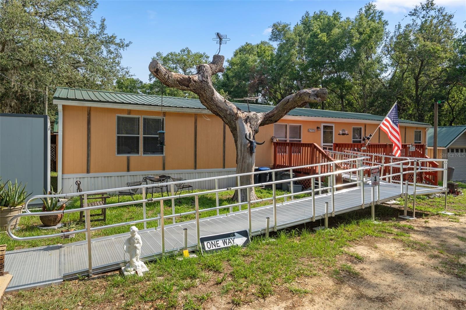 CROOM A COOCHEE ESTATES - Residential