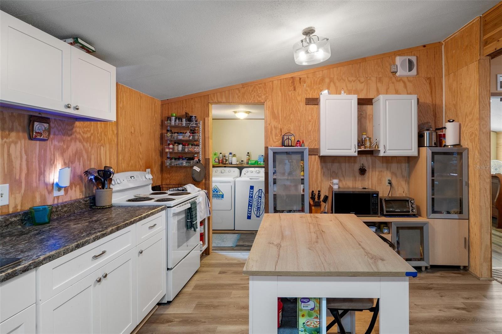 CROOM A COOCHEE ESTATES - Residential