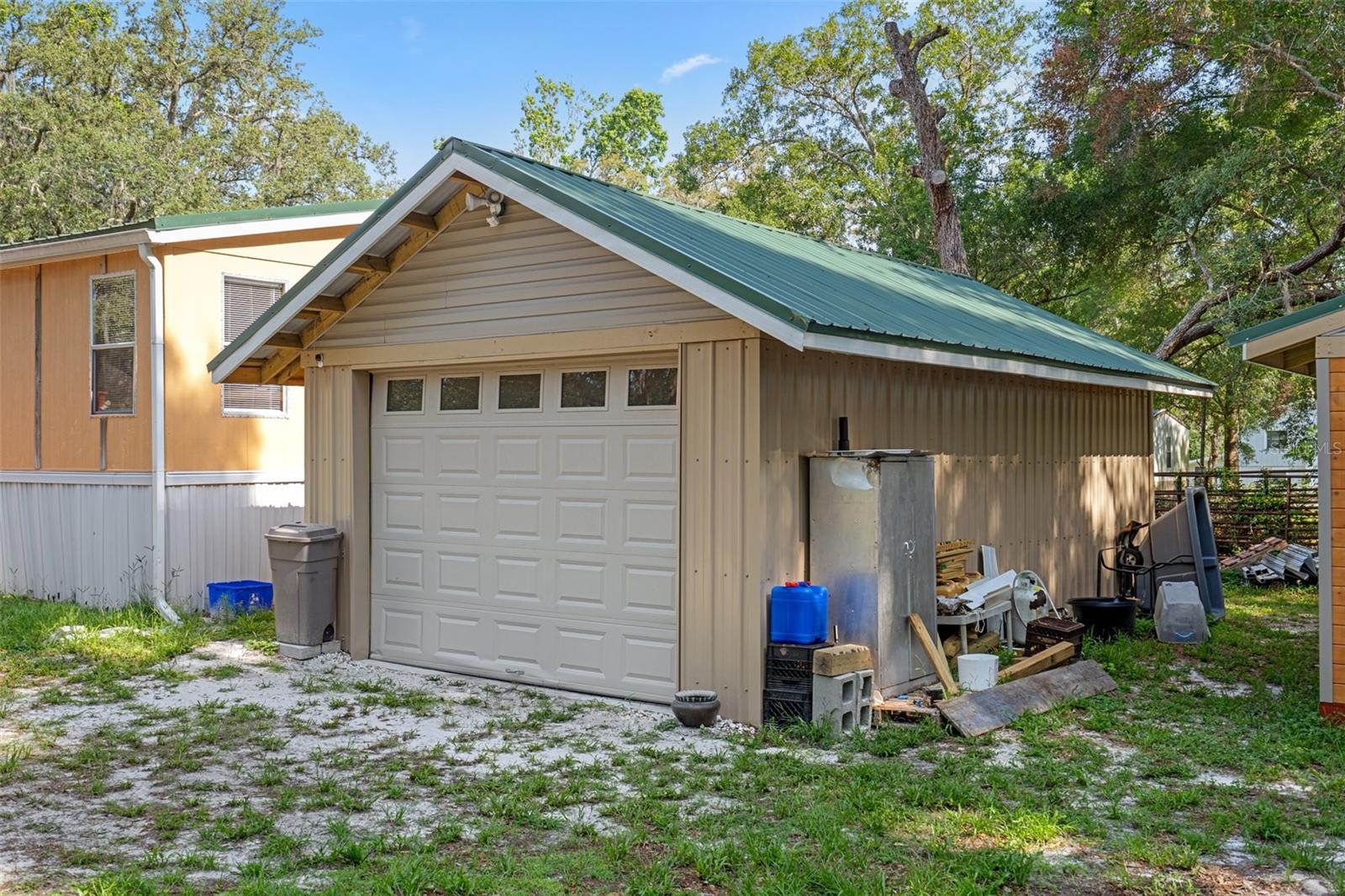 CROOM A COOCHEE ESTATES - Residential