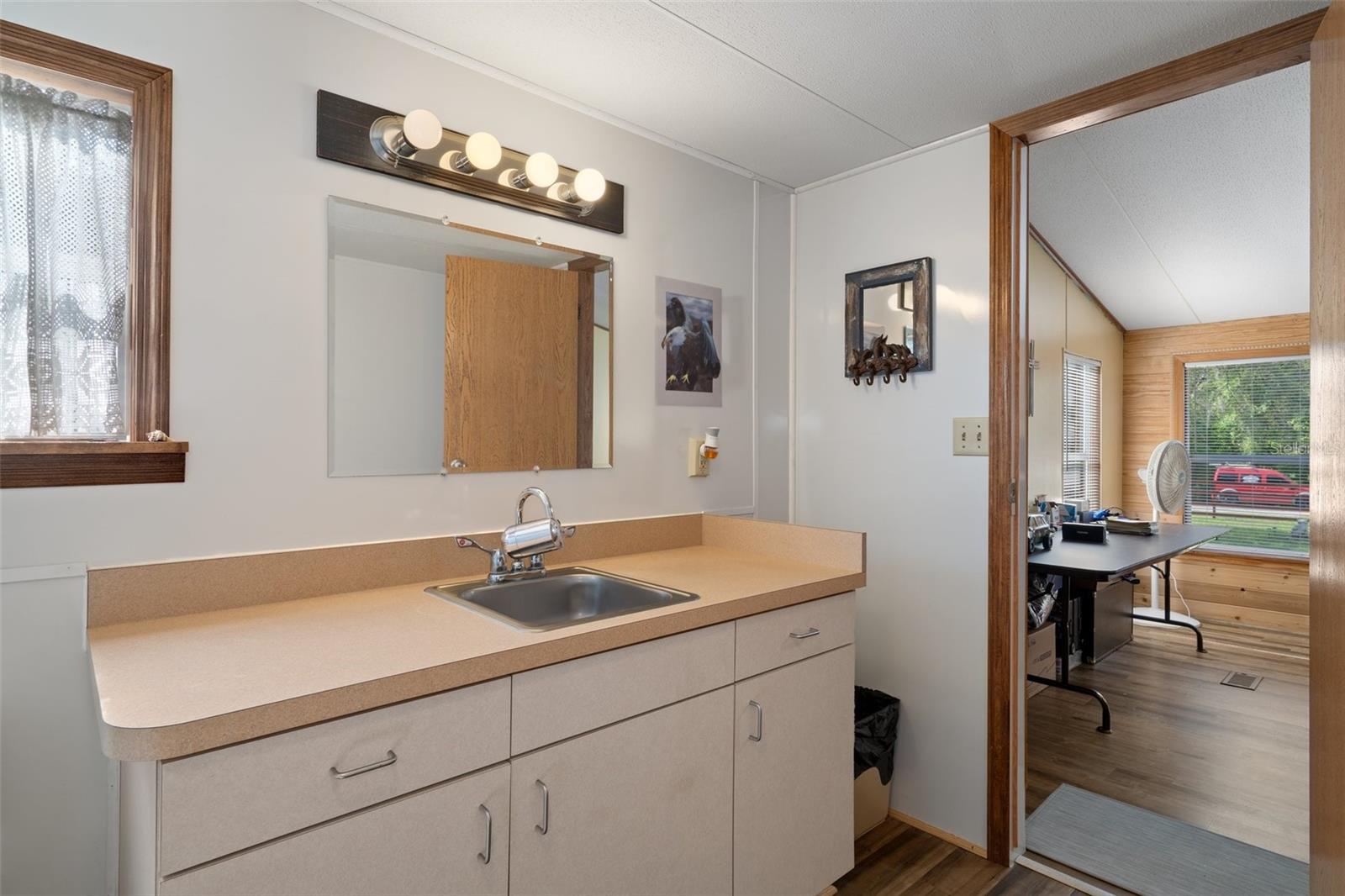 CROOM A COOCHEE ESTATES - Residential