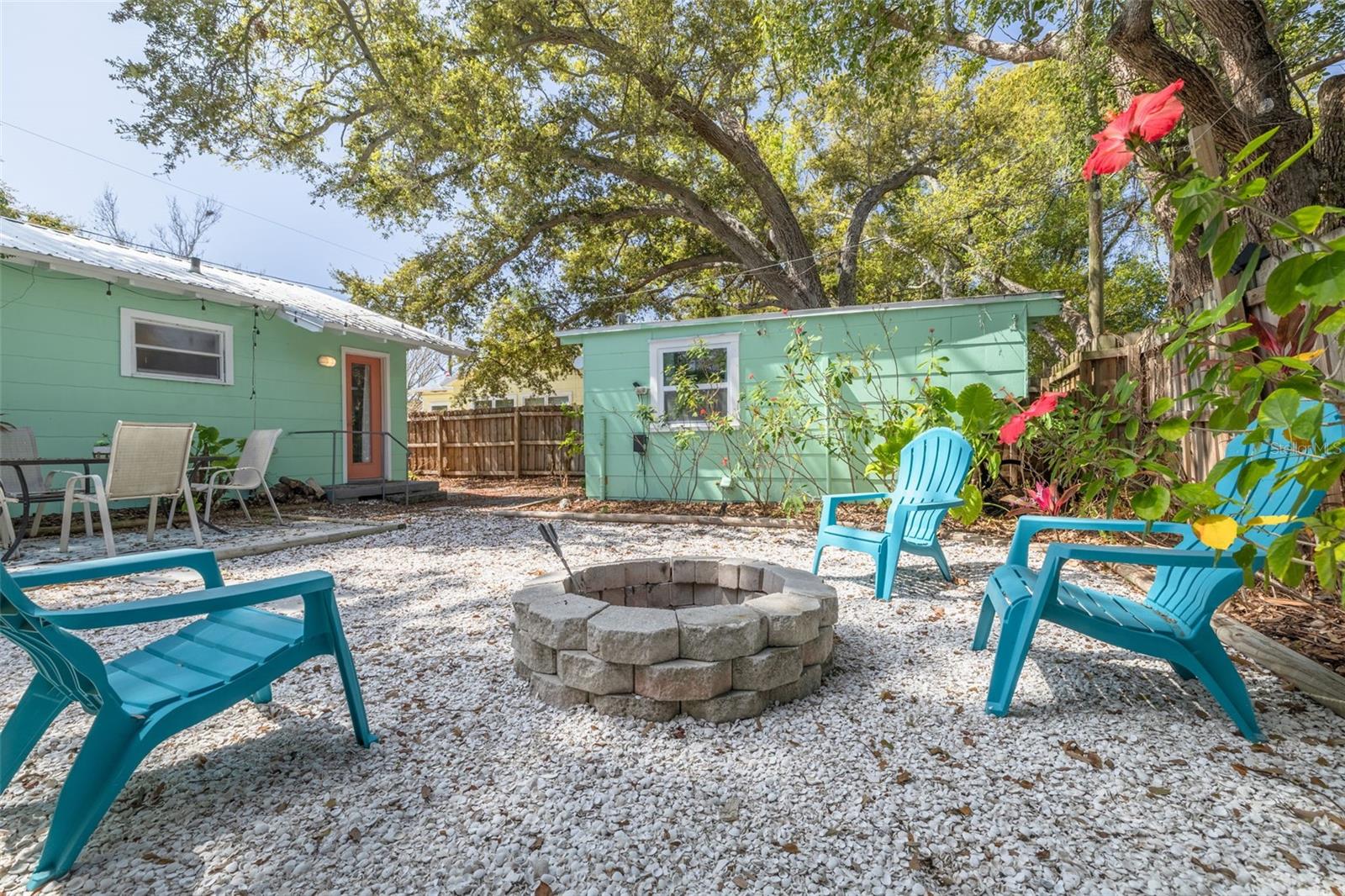 PINE GROVE - Residential