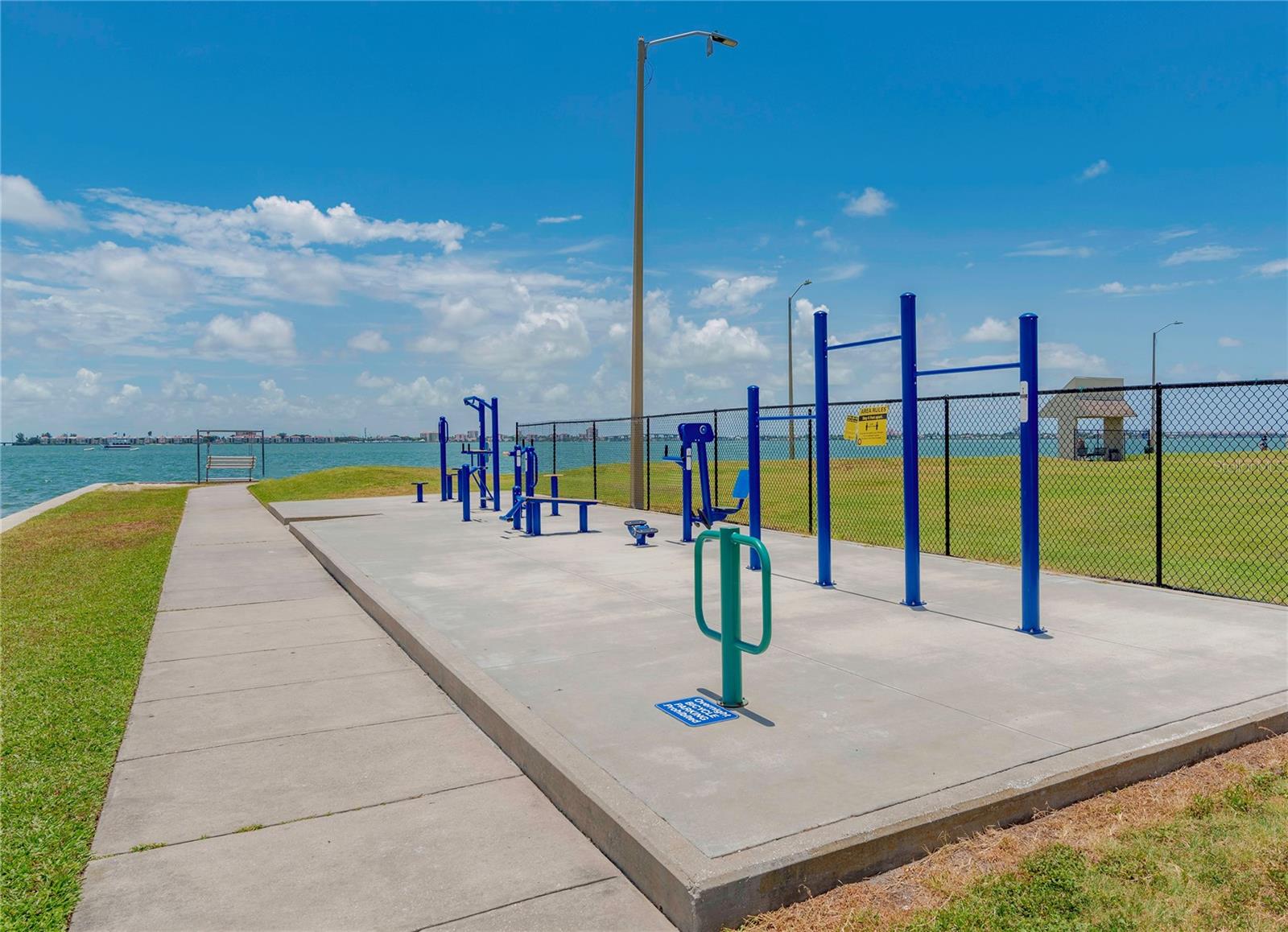 PINE GROVE - Residential