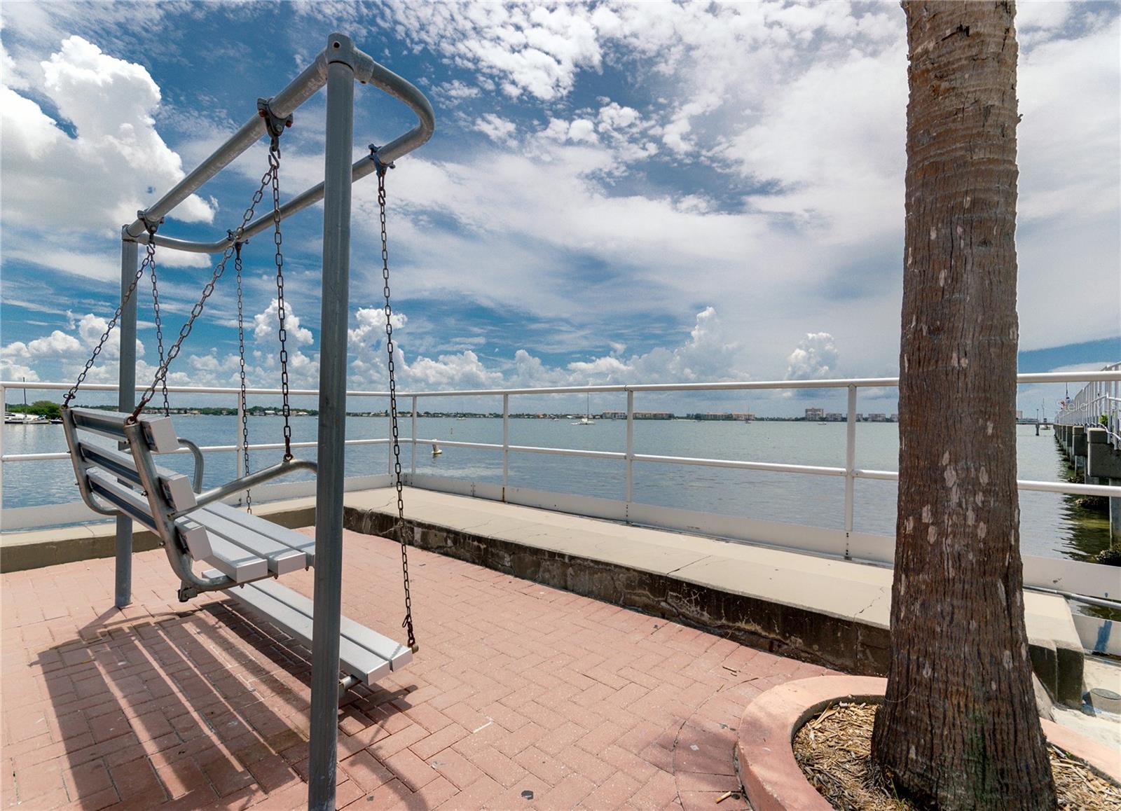 PINE GROVE - Residential