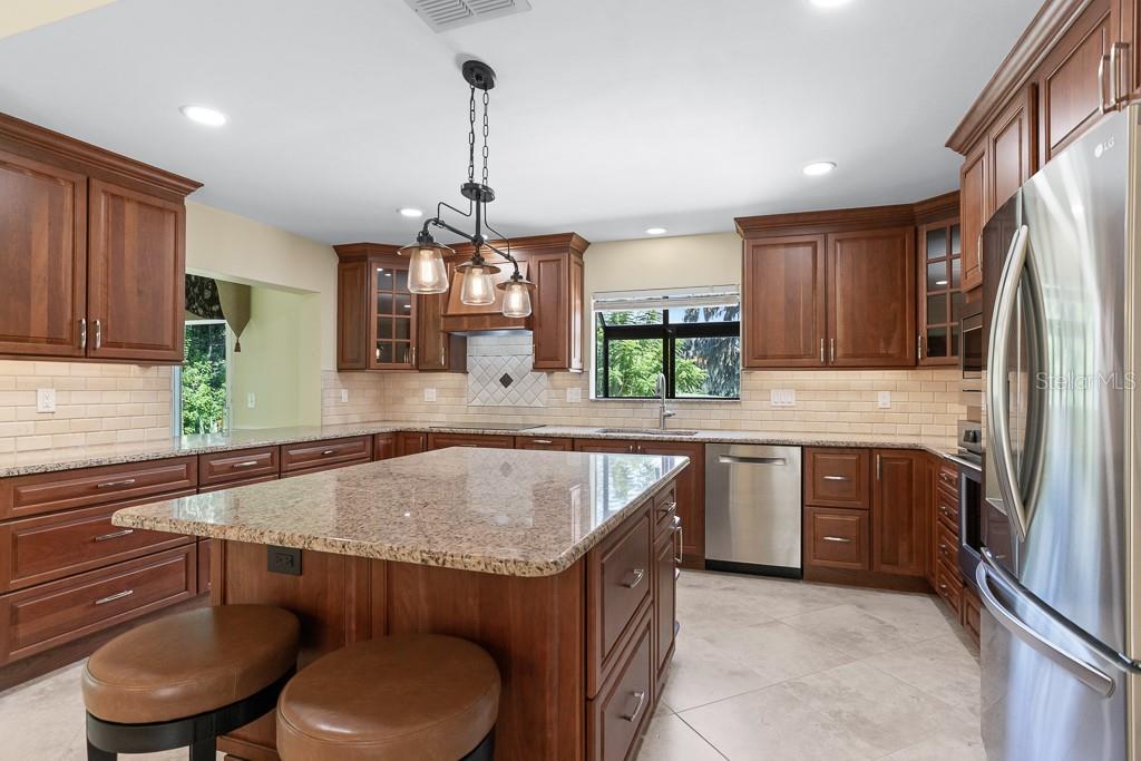 VILLAS AT CYPRESS RUN-WEST - Residential