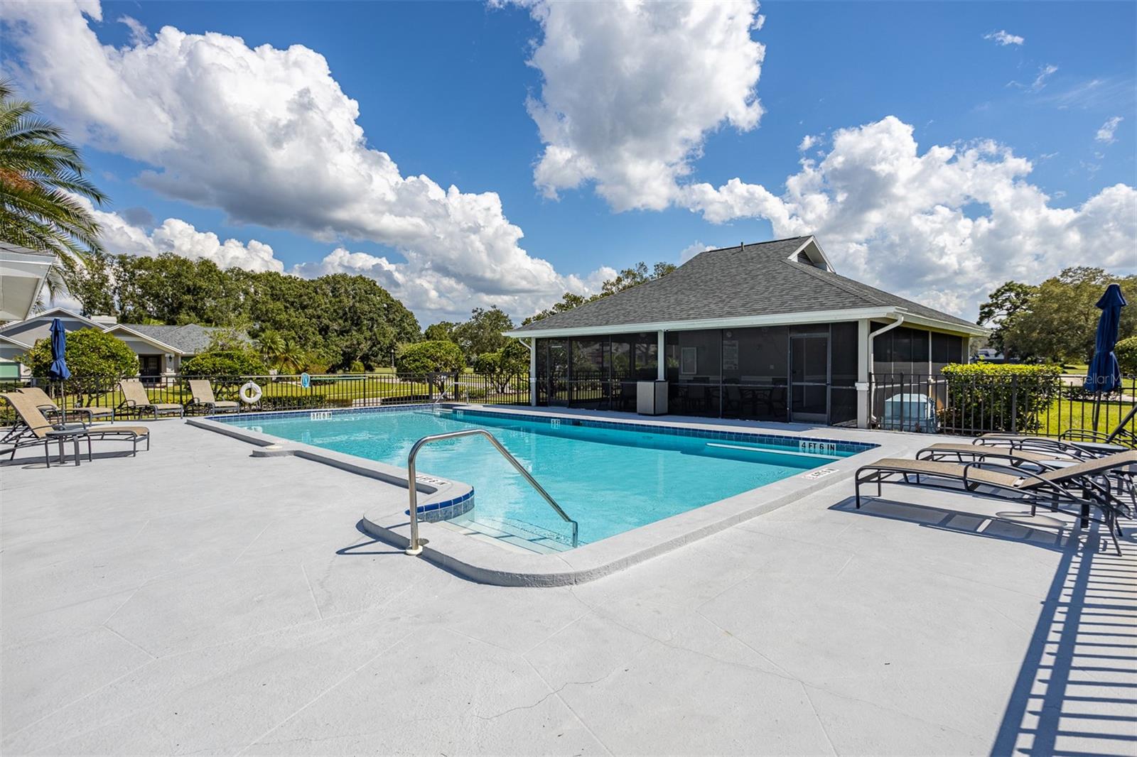 VILLAS AT CYPRESS RUN-WEST - Residential