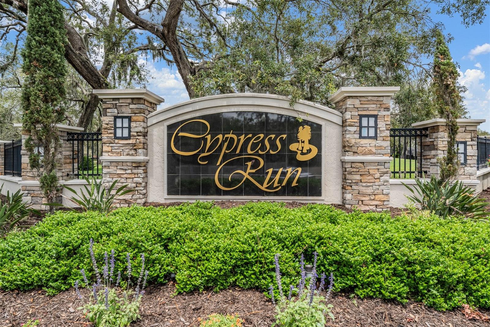 VILLAS AT CYPRESS RUN-WEST - Residential