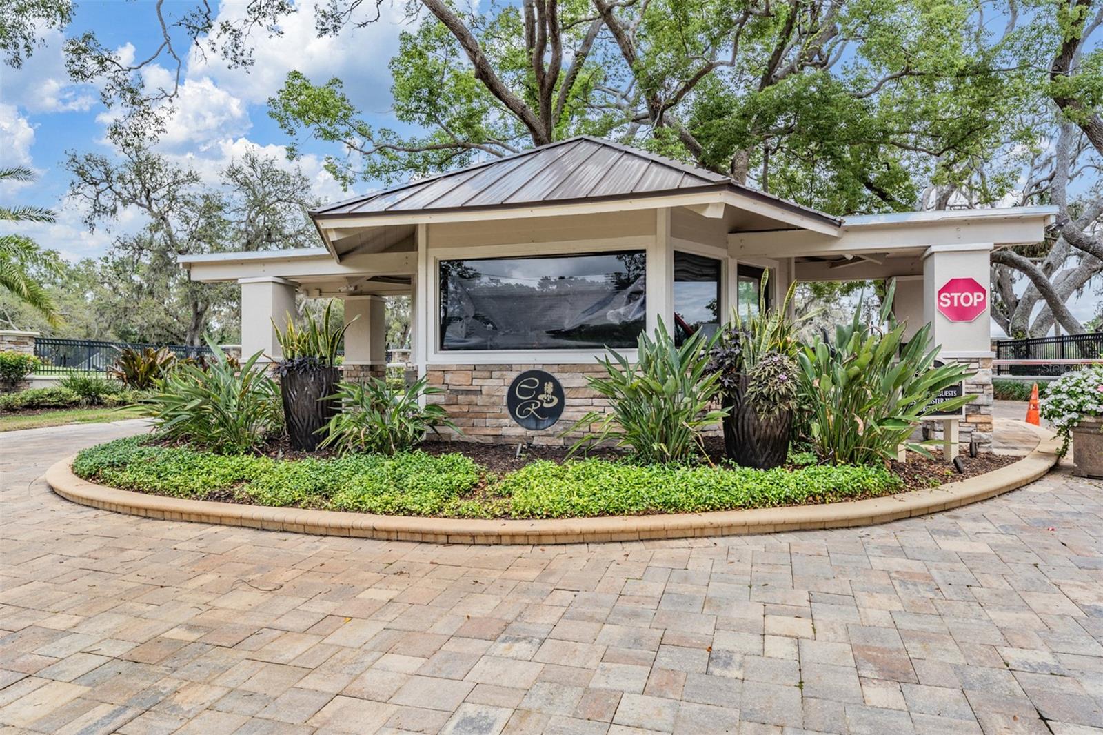 VILLAS AT CYPRESS RUN-WEST - Residential
