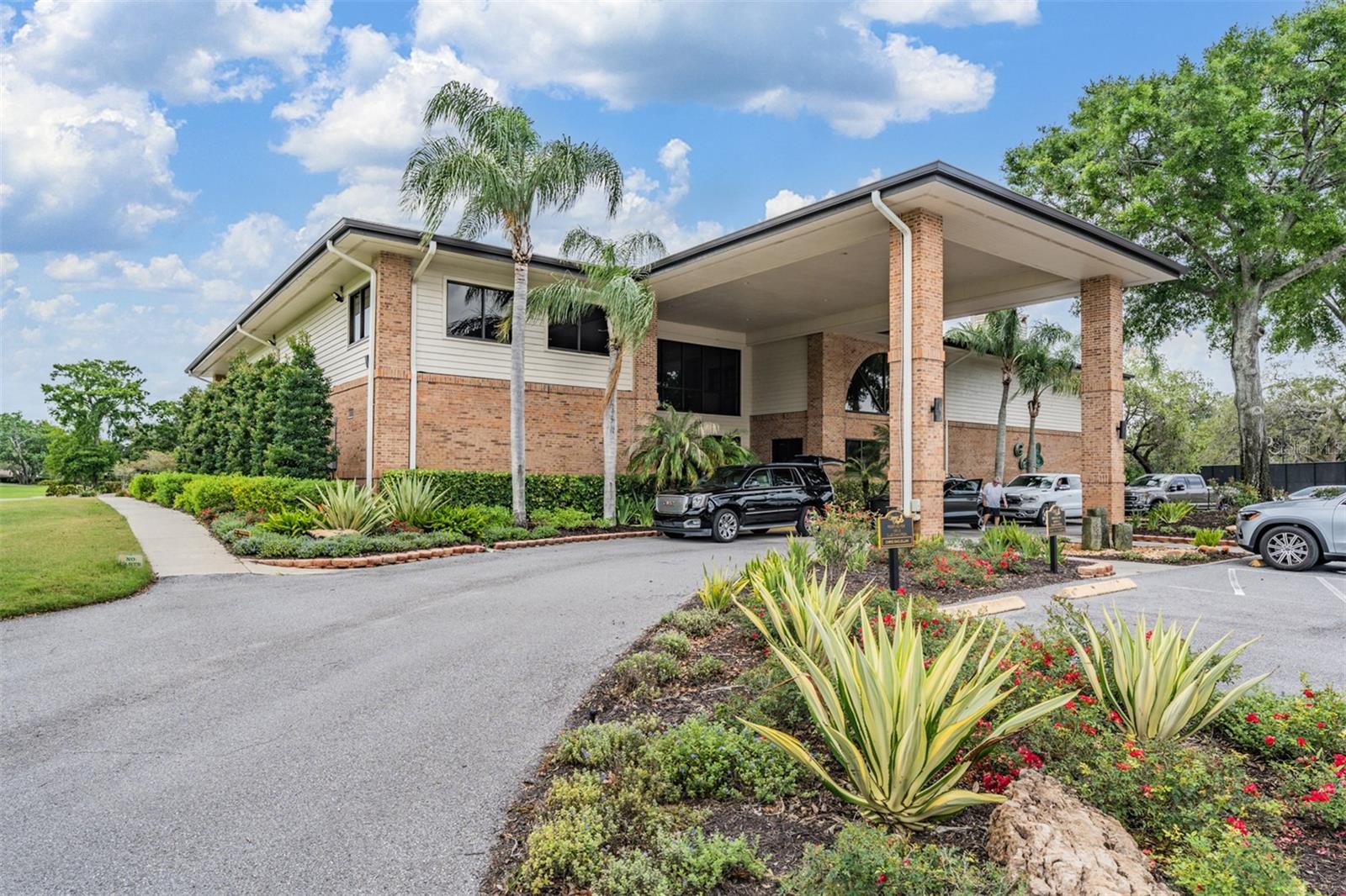 VILLAS AT CYPRESS RUN-WEST - Residential