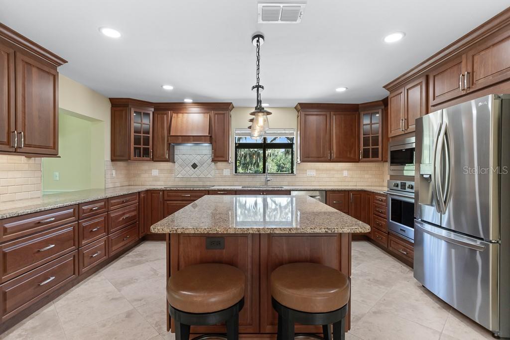 VILLAS AT CYPRESS RUN-WEST - Residential