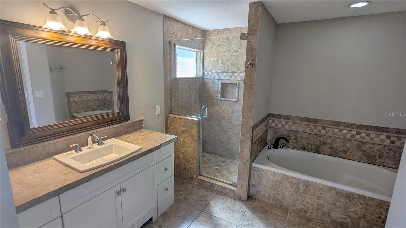 KINGSBRIDGE EAST VILLAGE UNIT 2A - Residential