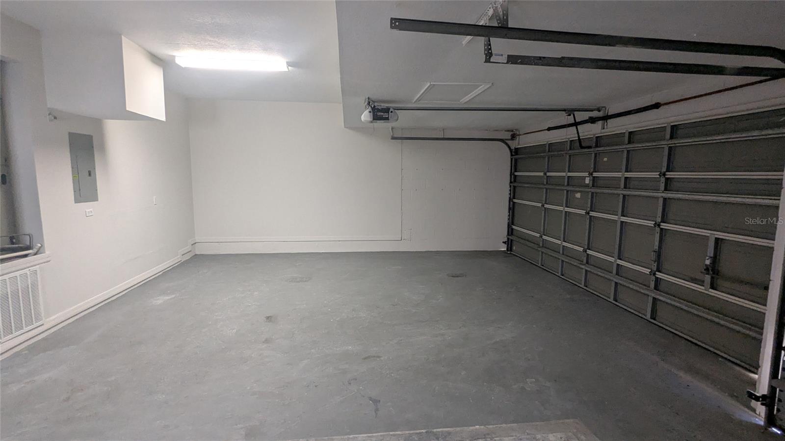 KINGSBRIDGE EAST VILLAGE UNIT 2A - Residential