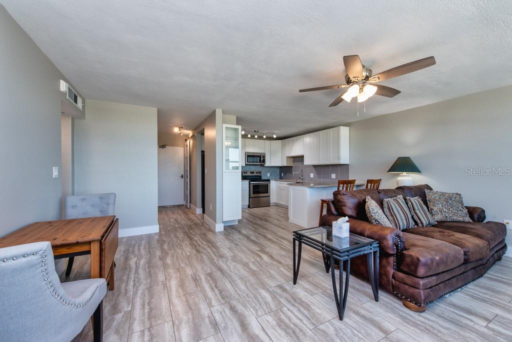 SUNCOAST TOWERS APTS CO-OP - Residential