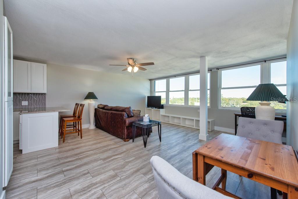 SUNCOAST TOWERS APTS CO-OP - Residential