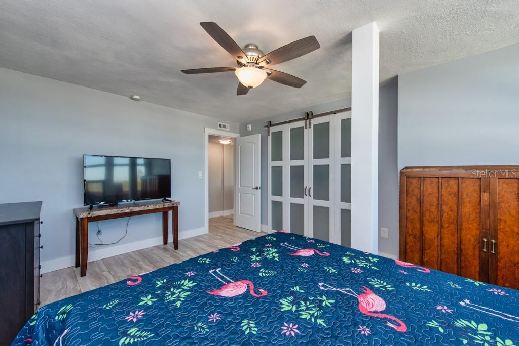 SUNCOAST TOWERS APTS CO-OP - Residential