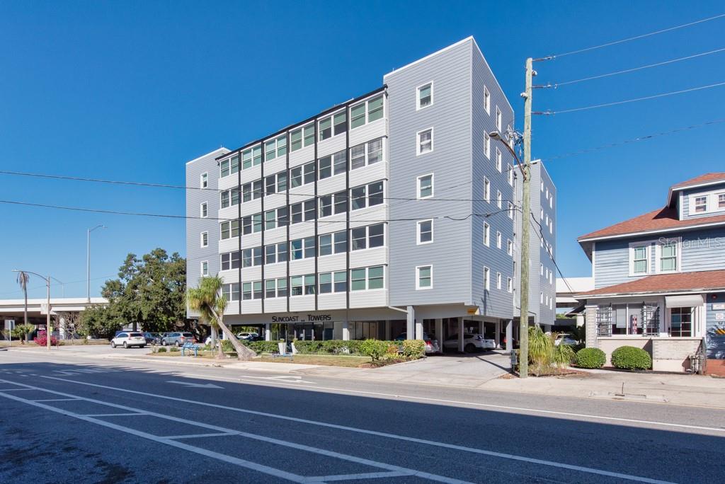 SUNCOAST TOWERS APTS CO-OP - Residential