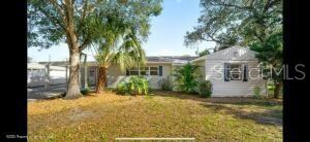 Photo of 809 75th Street N, St Petersburg, FL 33710 (MLS # TB8418981)