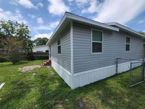 A home in MULBERRY