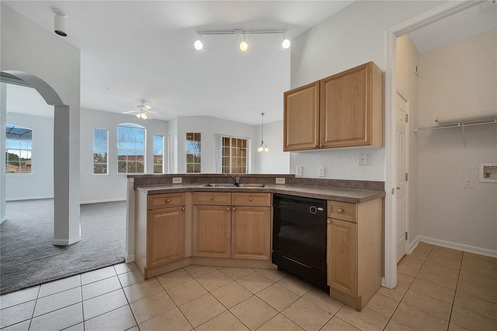 TERRACE RDG/TOWN CENTER EAST - Residential Lease