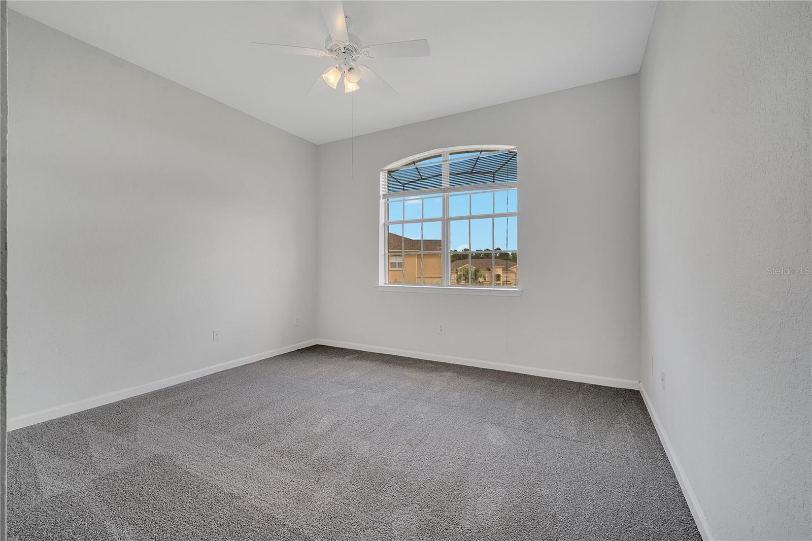 TERRACE RDG/TOWN CENTER EAST - Residential Lease