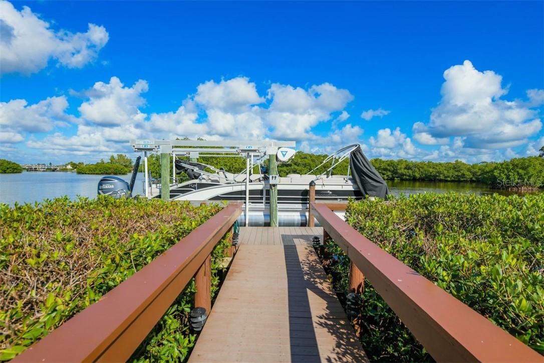 CASEY KEY - Residential