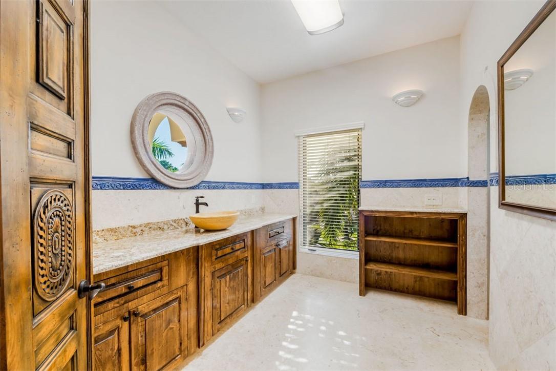 CASEY KEY - Residential