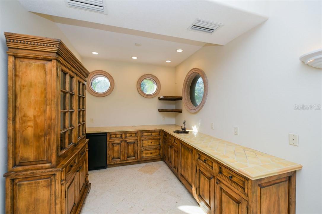 CASEY KEY - Residential