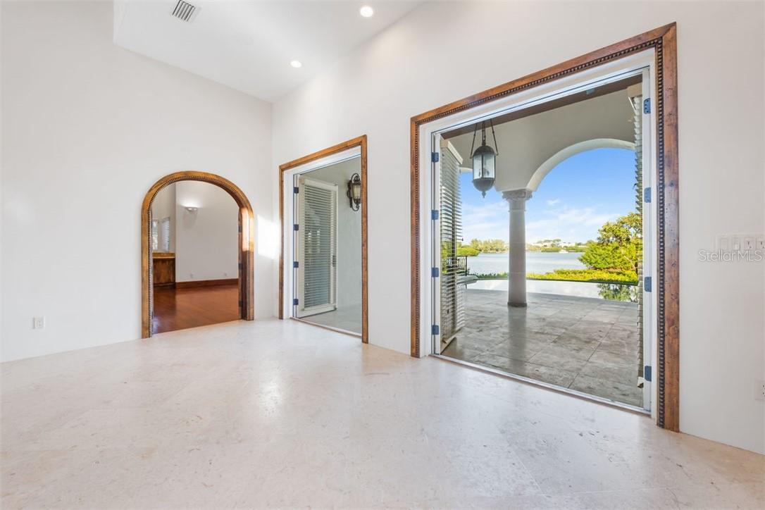 CASEY KEY - Residential