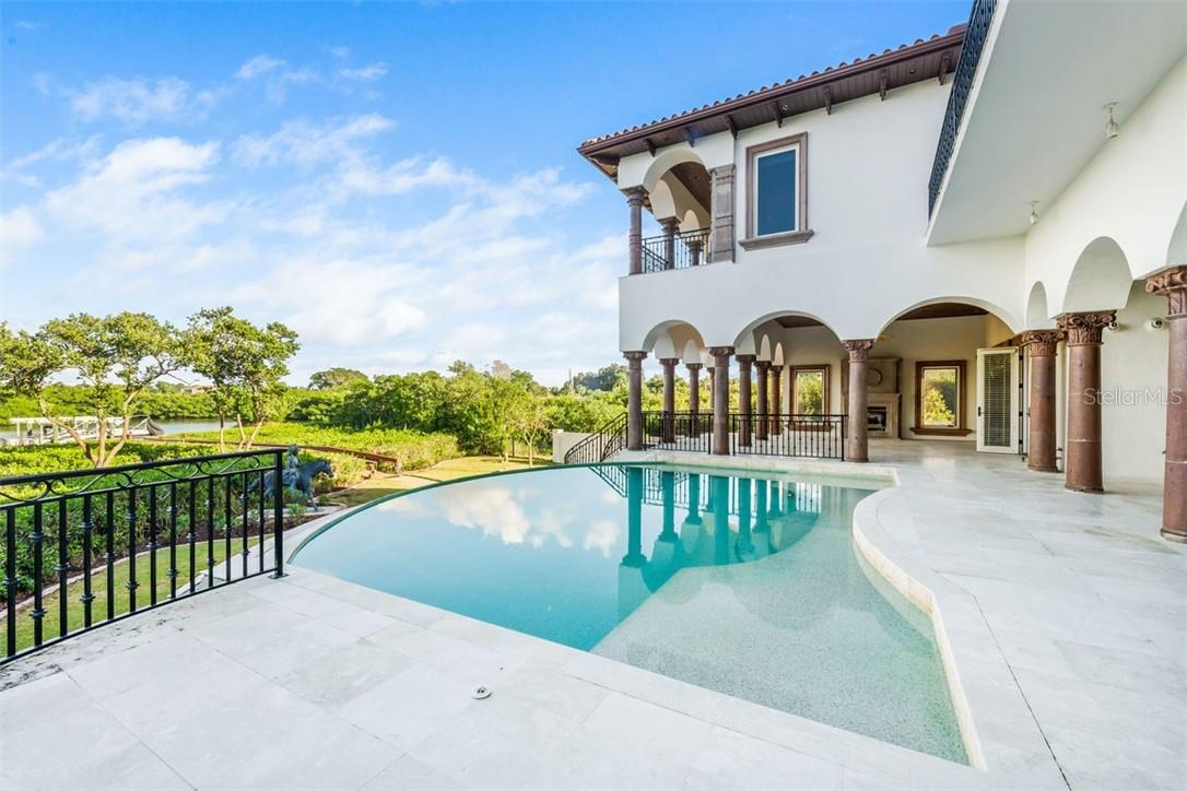 CASEY KEY - Residential