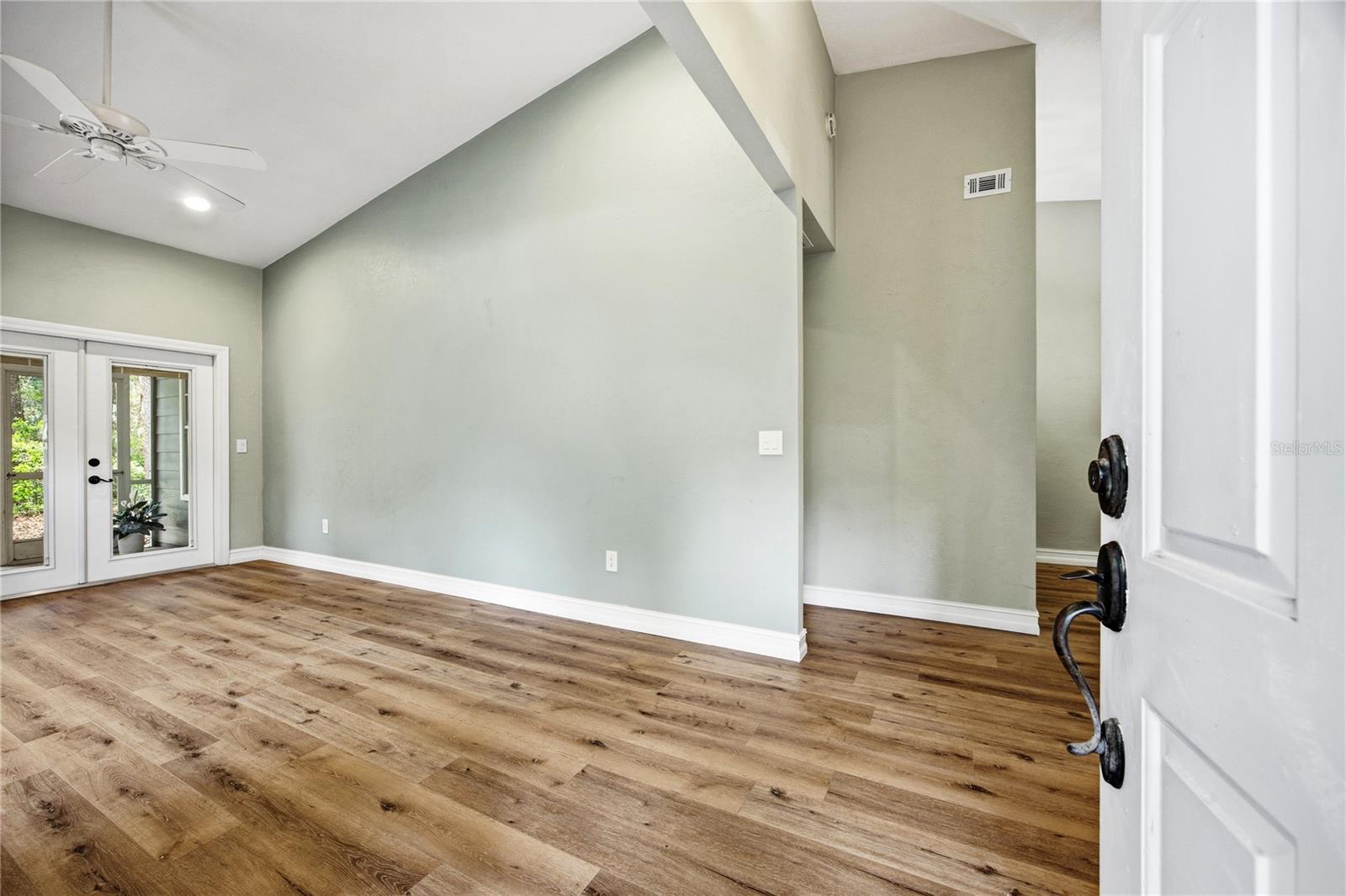 430 NW 48TH BOULEVARD