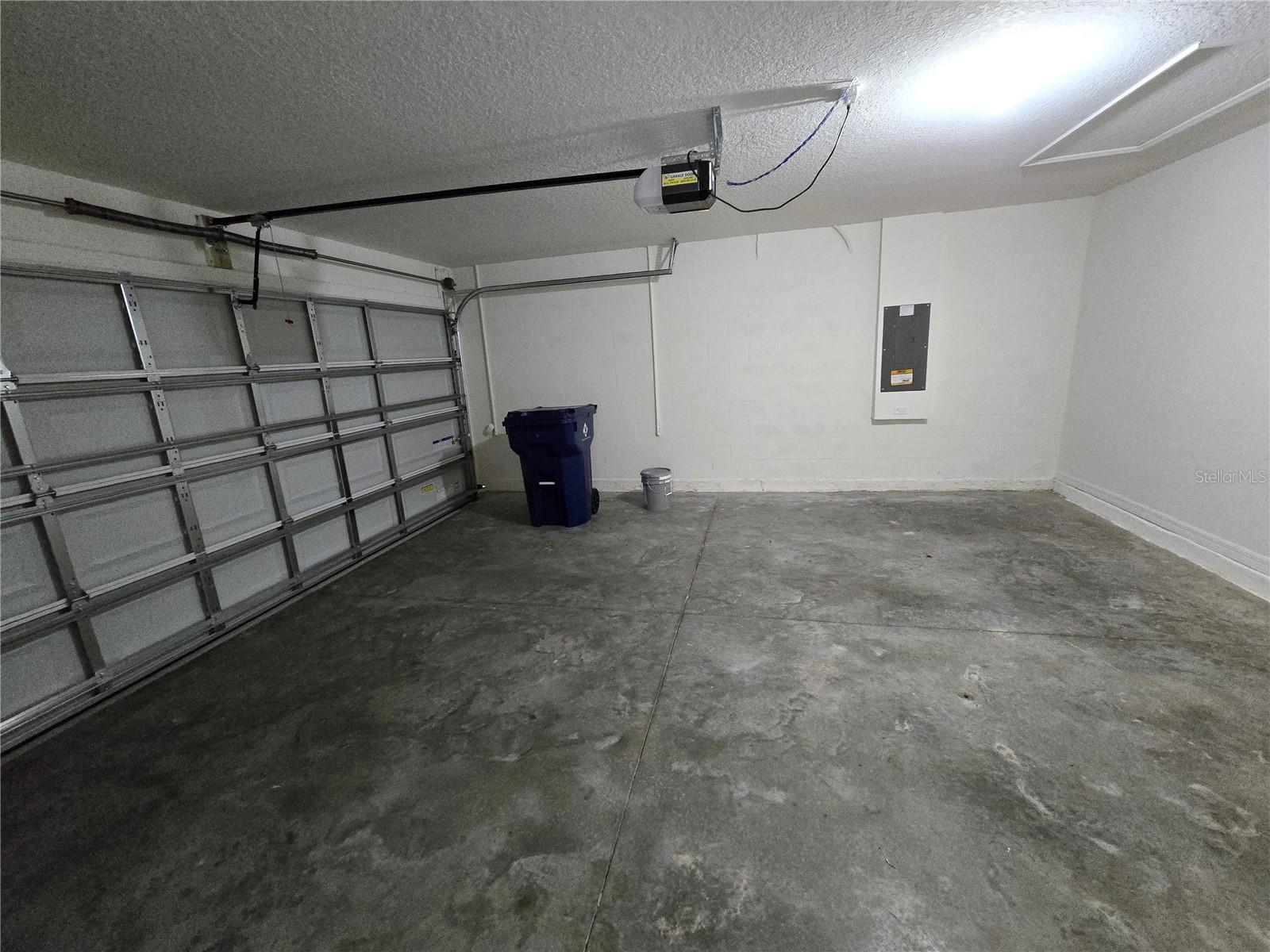 TWO RIVERS PRCL A2 PH A - Residential Lease