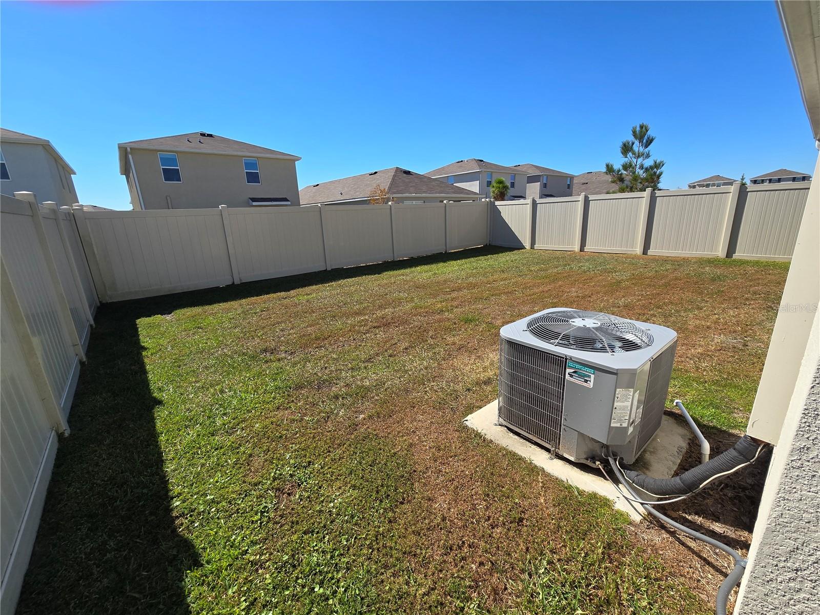 TWO RIVERS PRCL A2 PH A - Residential Lease