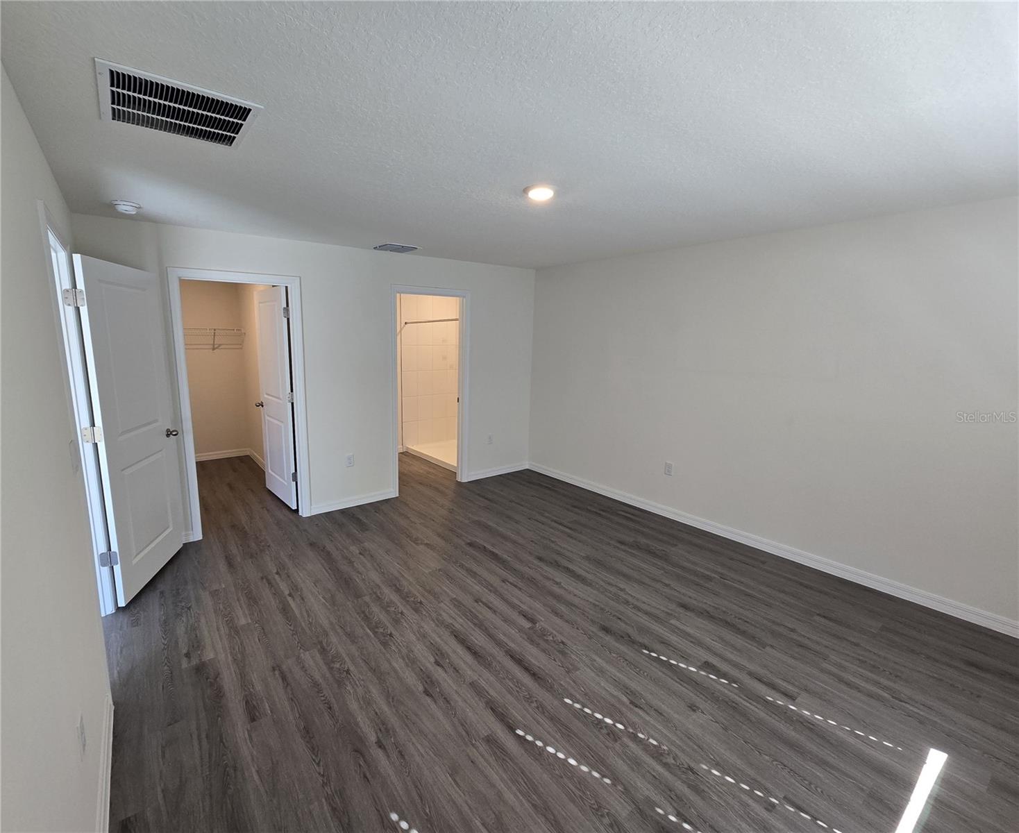 TWO RIVERS PRCL A2 PH A - Residential Lease