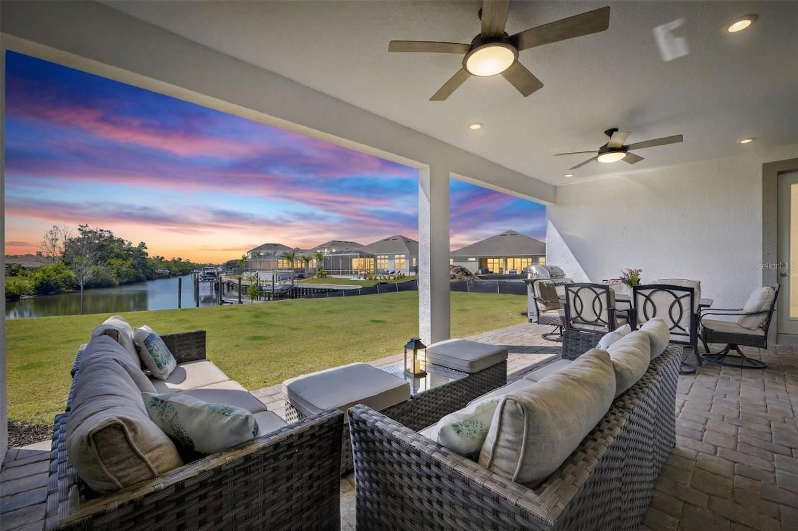 MIRABAY - Residential