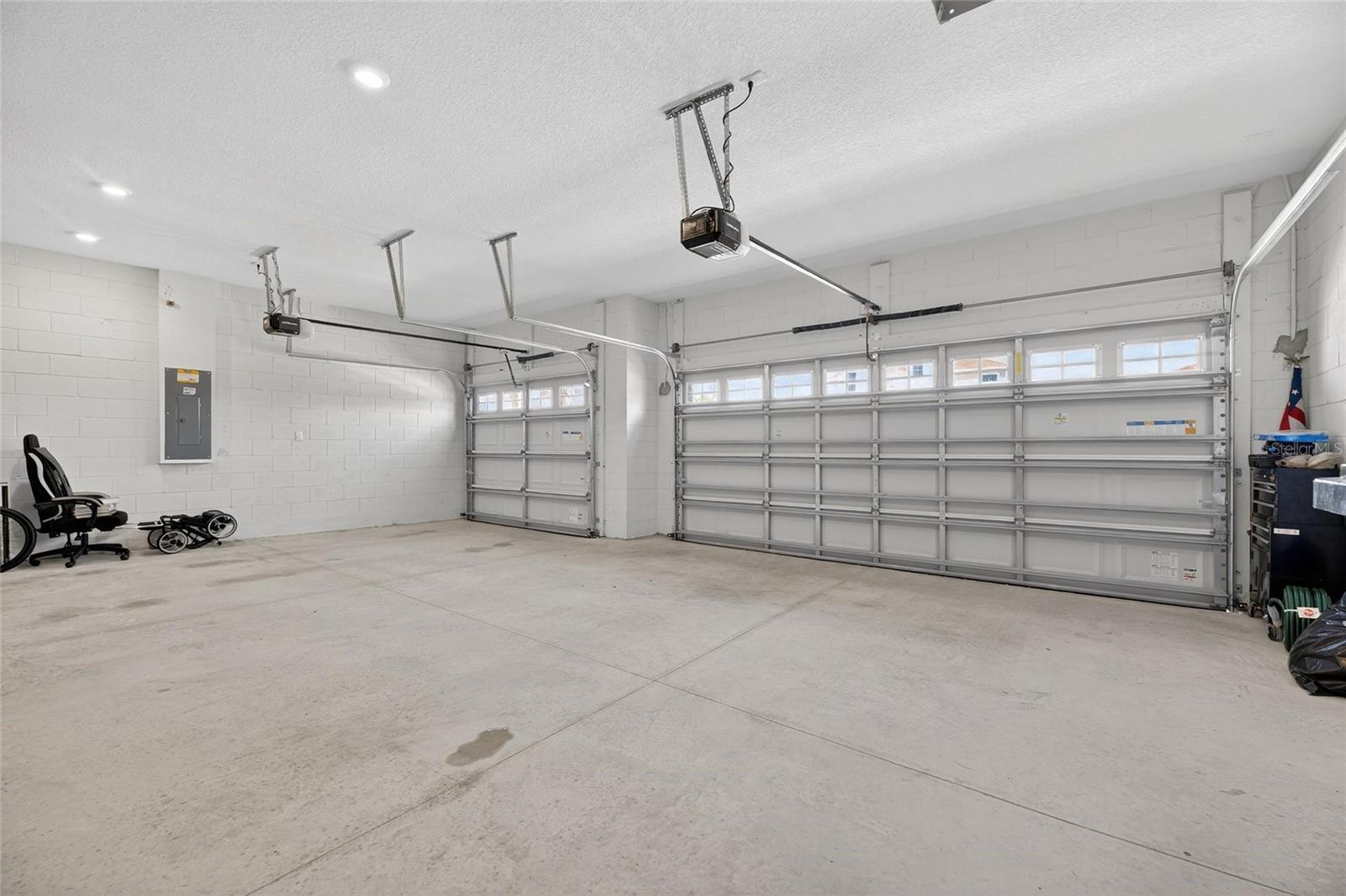 MIRABAY - Residential