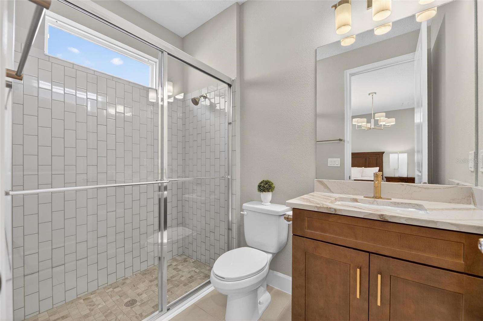 MIRABAY - Residential