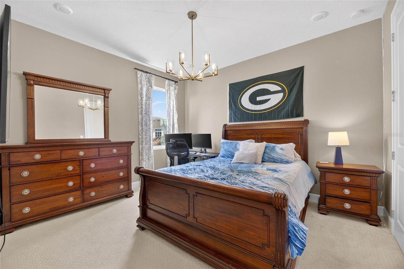 MIRABAY - Residential