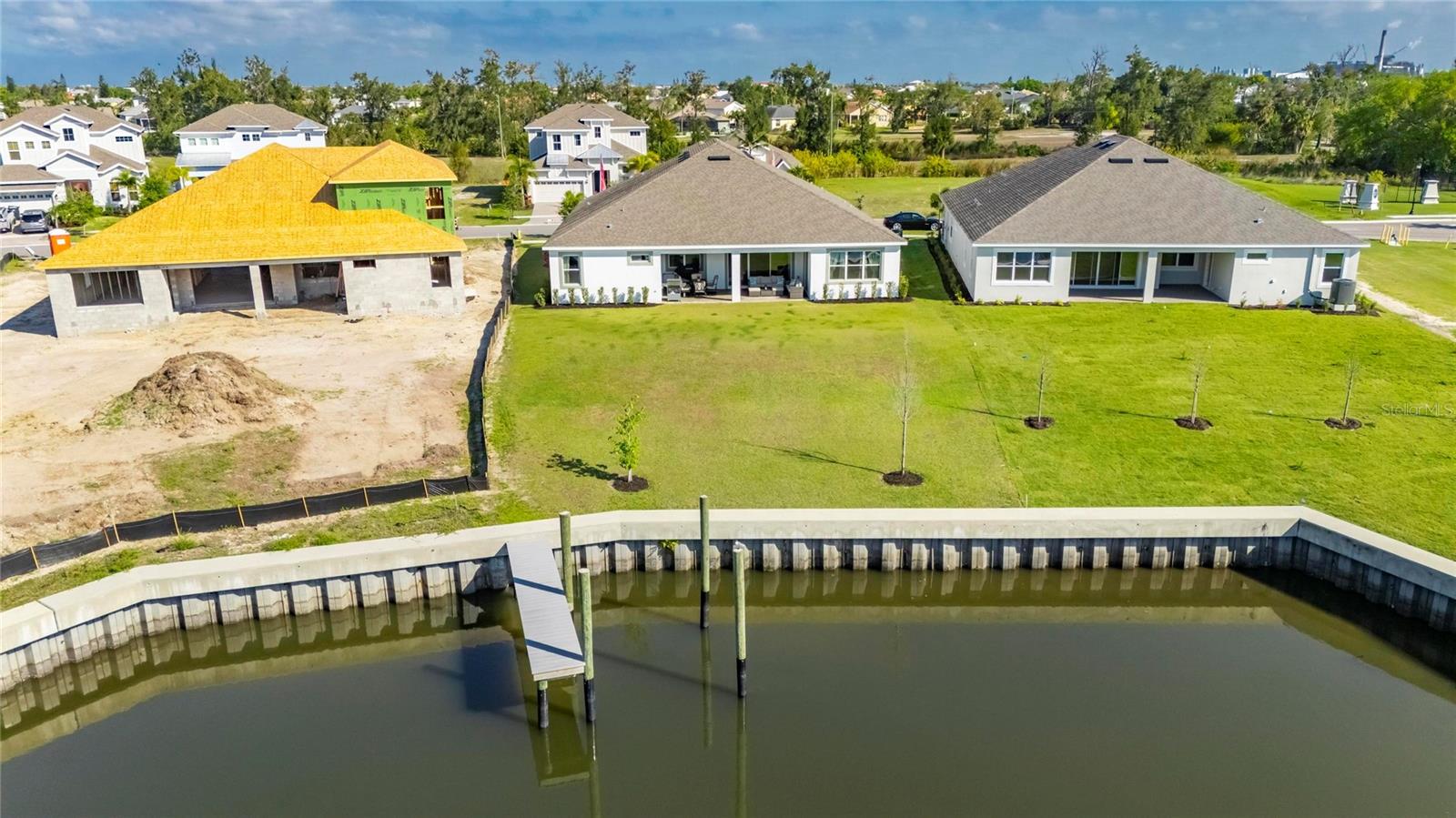 MIRABAY - Residential