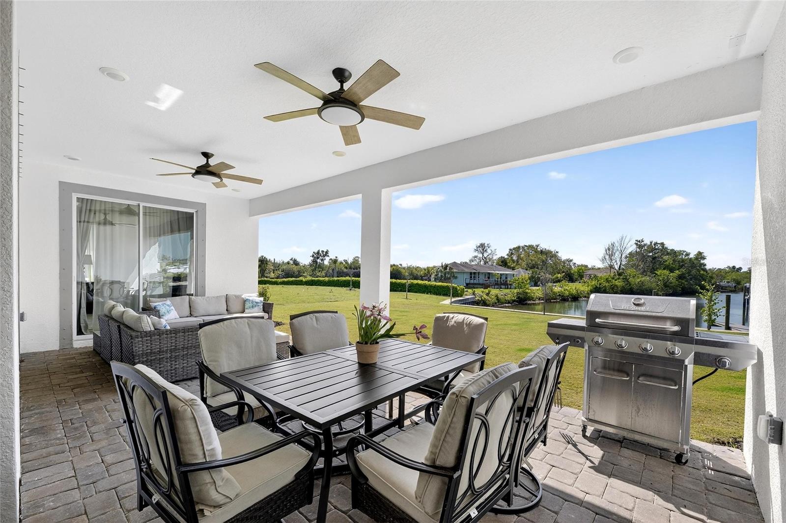 MIRABAY - Residential