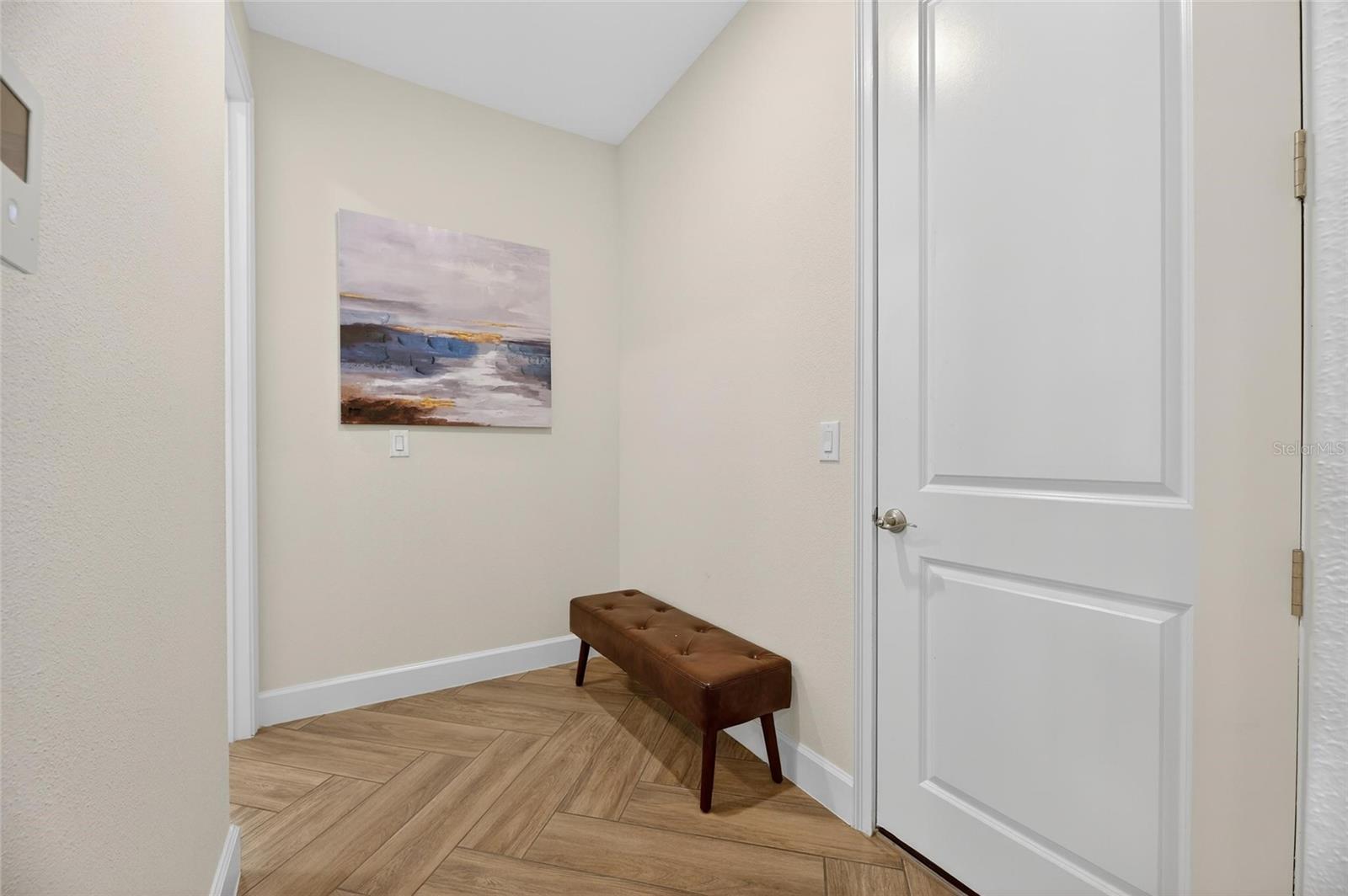 MIRABAY - Residential