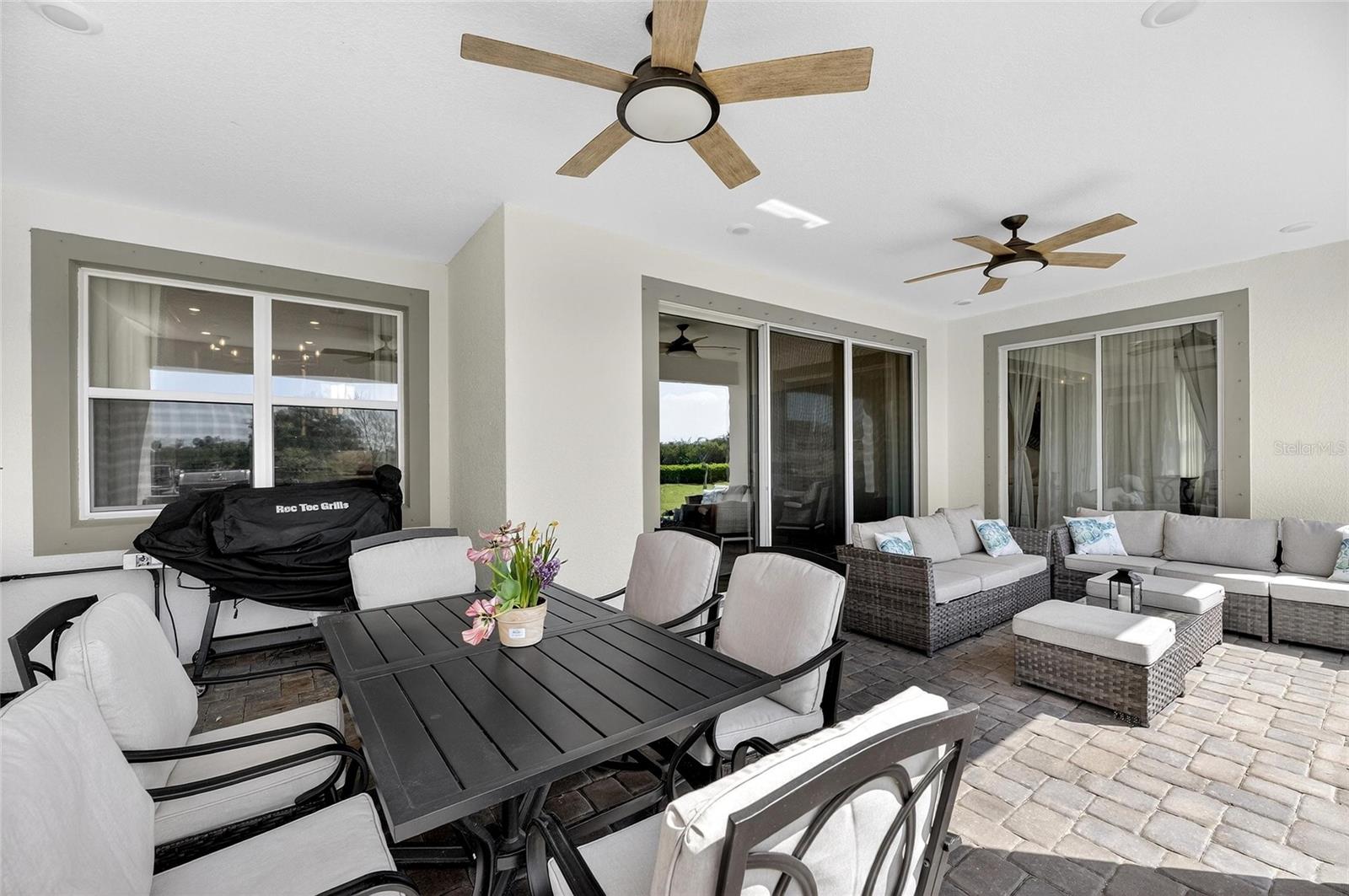 MIRABAY - Residential