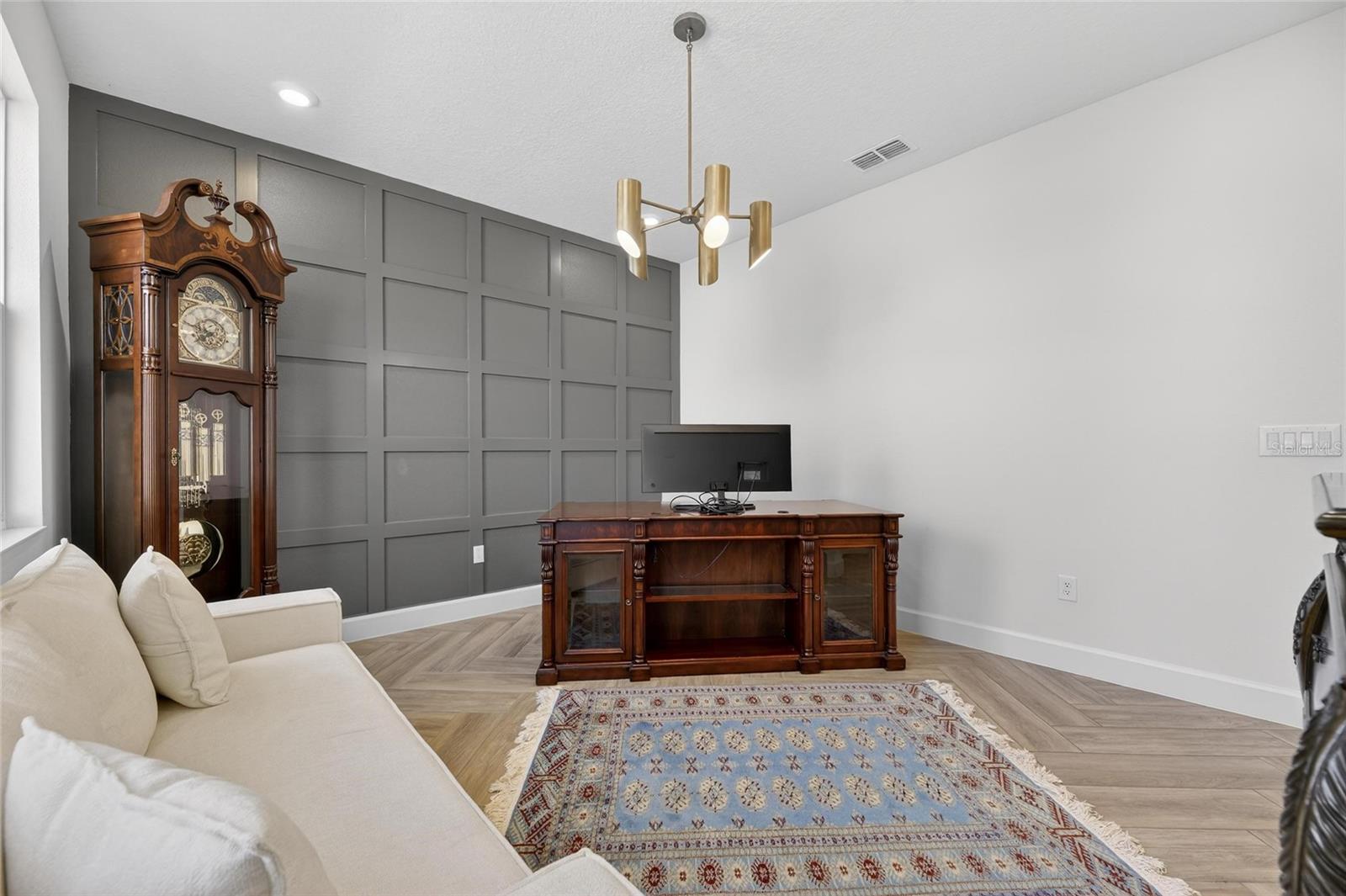 MIRABAY - Residential