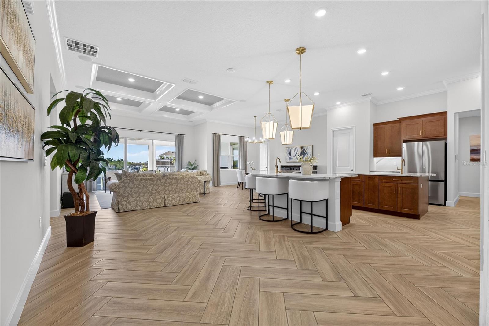 MIRABAY - Residential