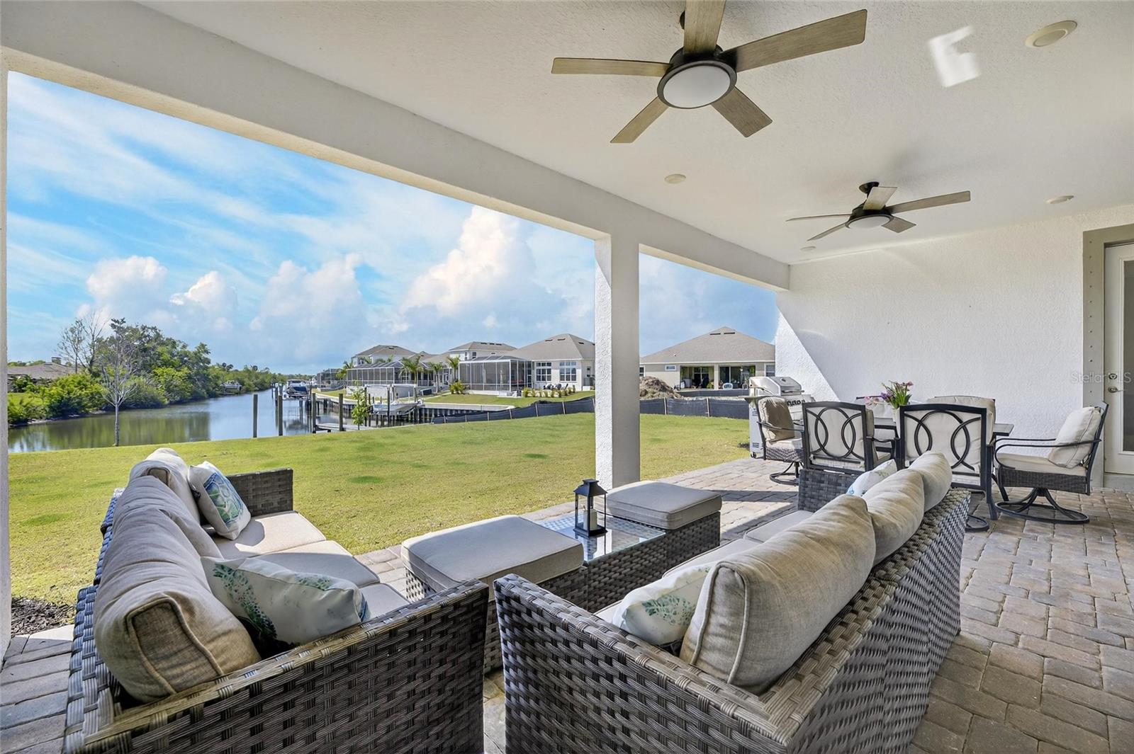 MIRABAY - Residential