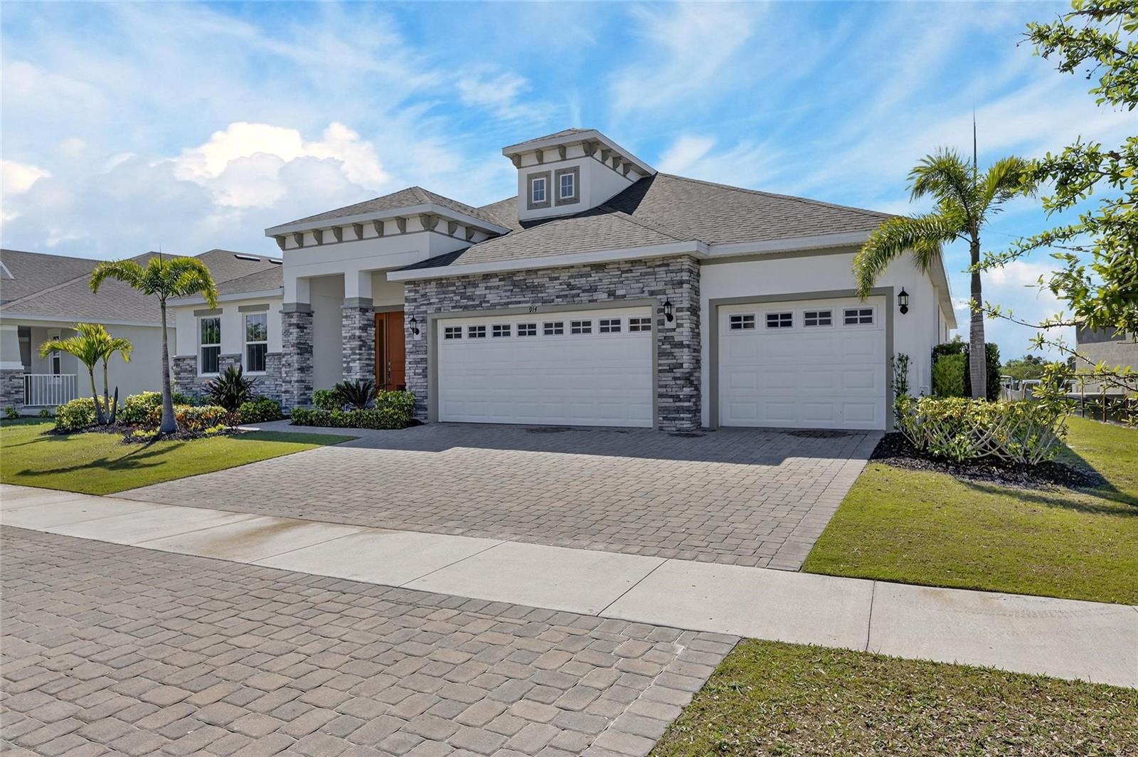 MIRABAY - Residential