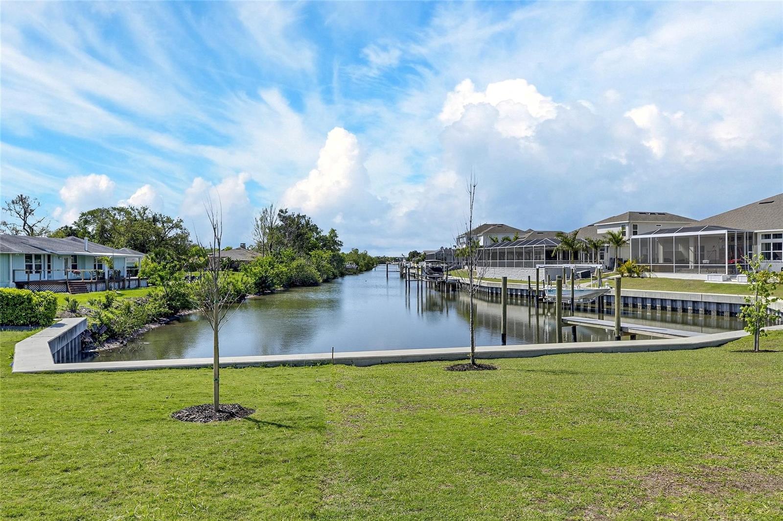 MIRABAY - Residential